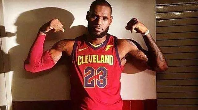 NBA-詹姆斯补篮绝杀凯尔特人，湖人终结七连胜登顶东部引热议